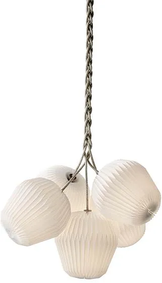 Le Klint THE BOUQUET Medium Chandelier med 5 standardskærme